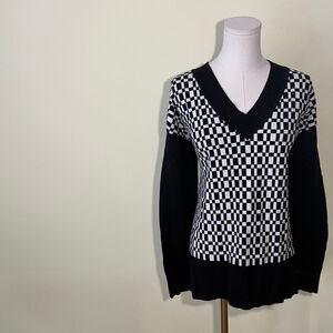 Emproved Women's V-Neck Sweater L Black & White Checkered